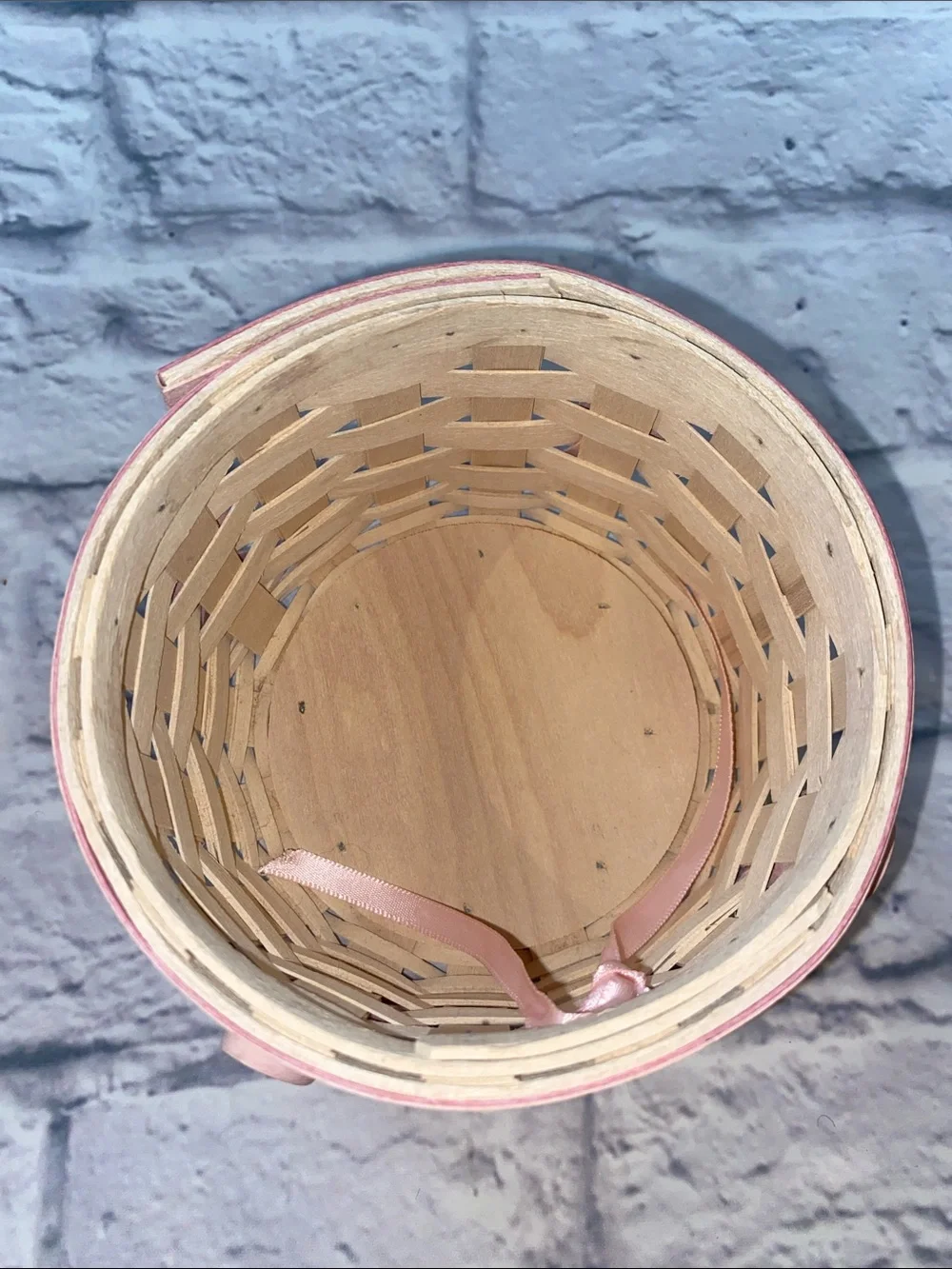 Longaberger 2006 Horizon of Hope Basket w/Wooden Lid, Plastic Protector & Tie-on